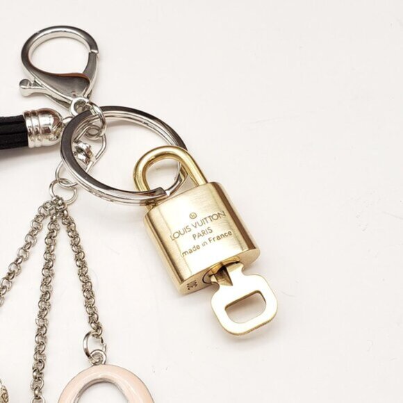 Authentic Louis Vuitton Lock & Key with unbranded Bagcharm, Keycharm, Keychain - Picture 4 of 9